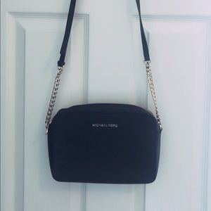 Authentic MK crossbody very good condition